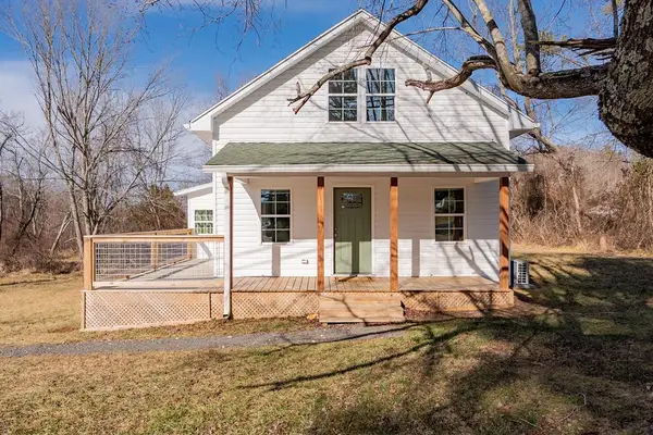 1759 Cranberry Rd, Woodlawn, VA 24381