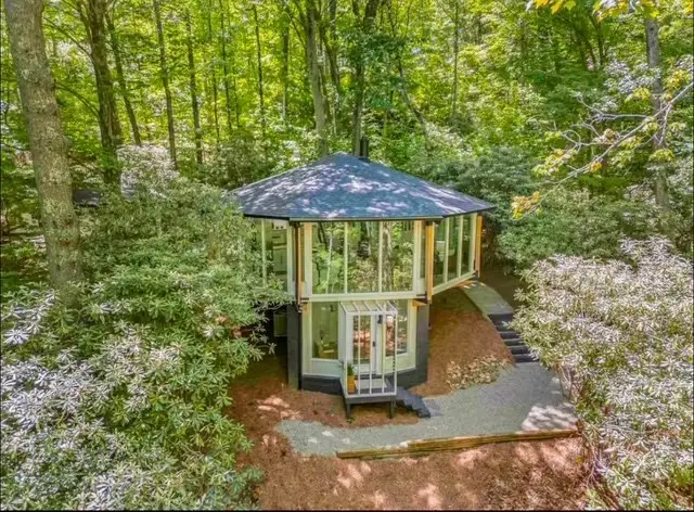 65 Crooked White Oak Tr, Hillsville, VA 24343-2035 - Image #3