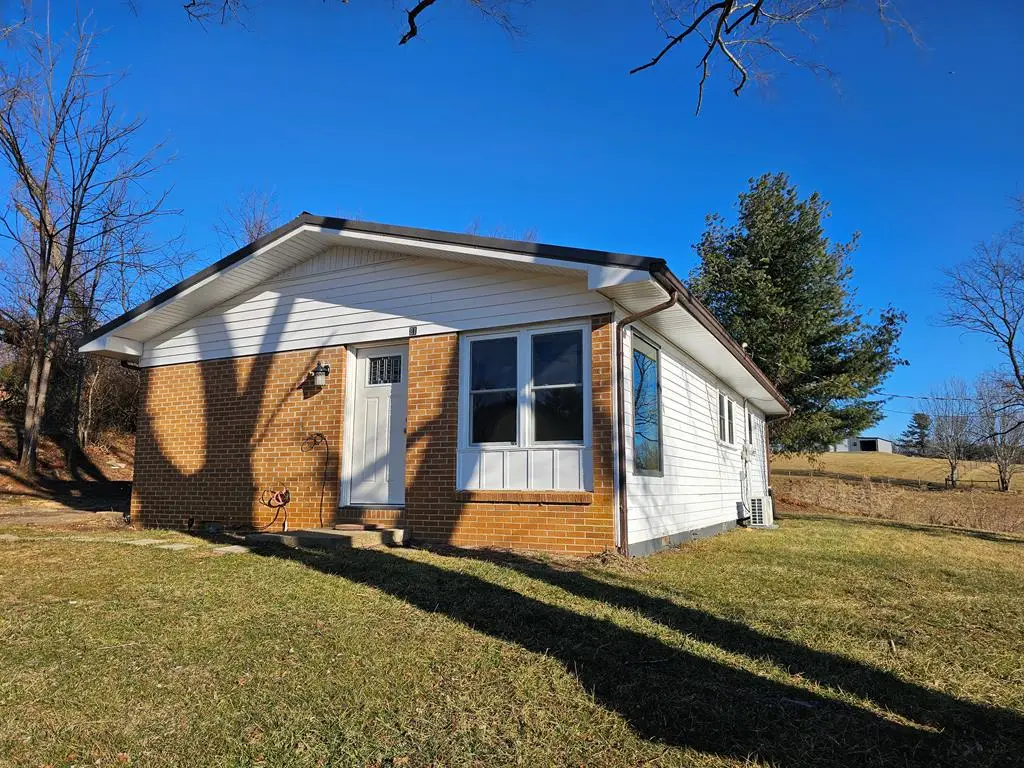 81 Trading Post RD, Galax, VA 24333 - Image #1