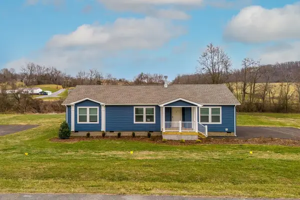 18416 Fortunes Way, Abingdon, VA 24210