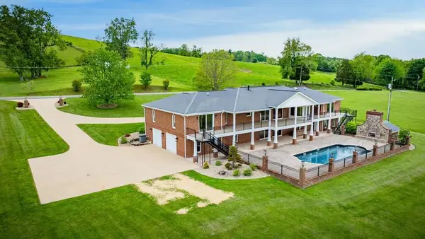 20484 Lake Rd, Abingdon, VA 24211