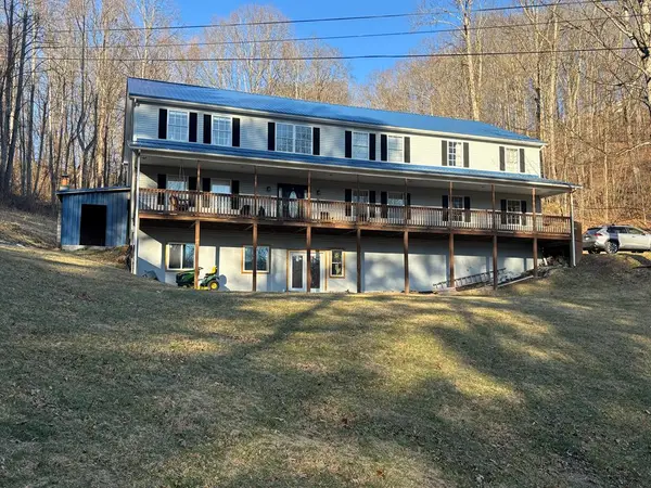 955 WAKEFIELD DRIVE, Pounding Mill, VA 24637