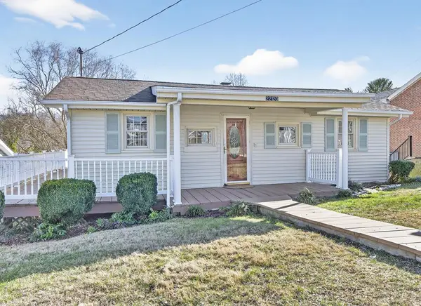 22120 Big Bass Camp Road, Abingdon, VA 24211