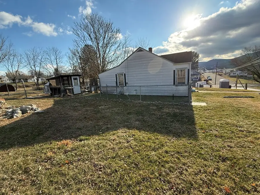 770 5th St., Wytheville, VA 24382 - #2