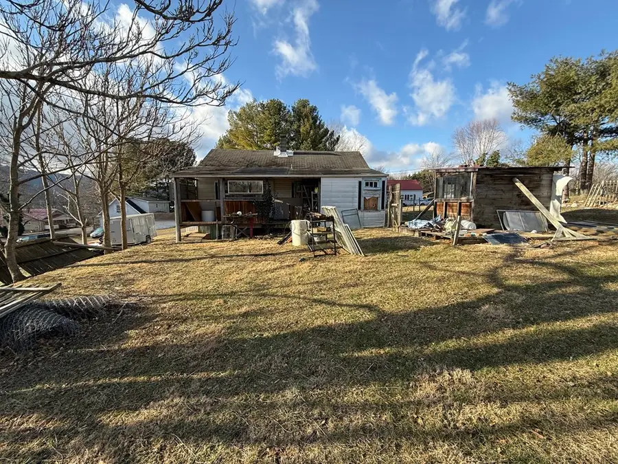 770 5th St., Wytheville, VA 24382 - #3