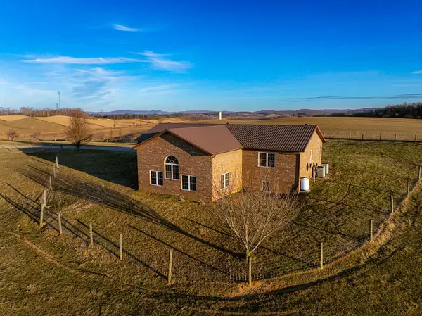 501 Meadowbrook Lane, Max Meadows, VA 24360