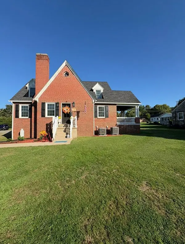 678 Main Street, Lebanon, VA 24266
