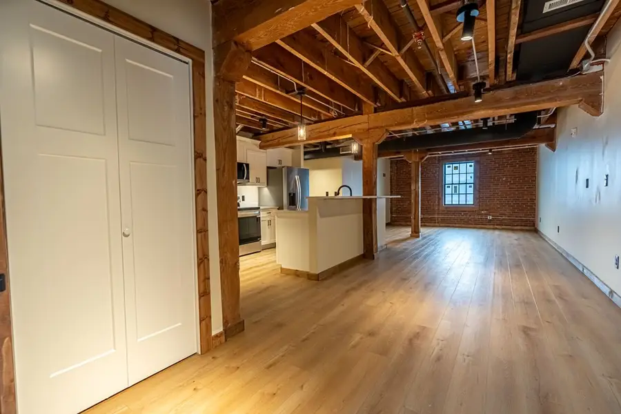 453-200 E. Main St., Kingsport, TN 37660 - Image #3