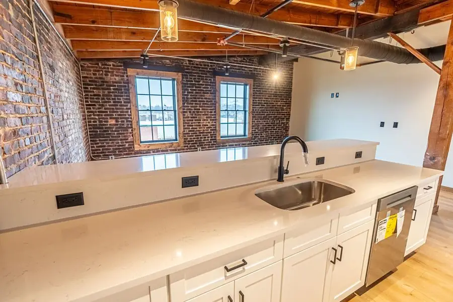 453-900 E. Main St., Kingsport, TN 37660 - Image #2