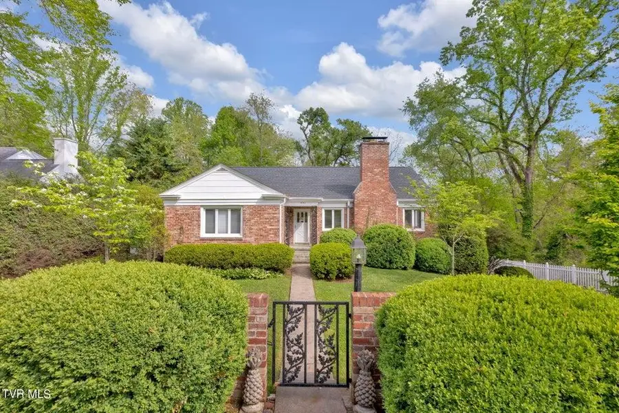 431 Arlington Avenue, Bristol, VA 24201 - Image #2