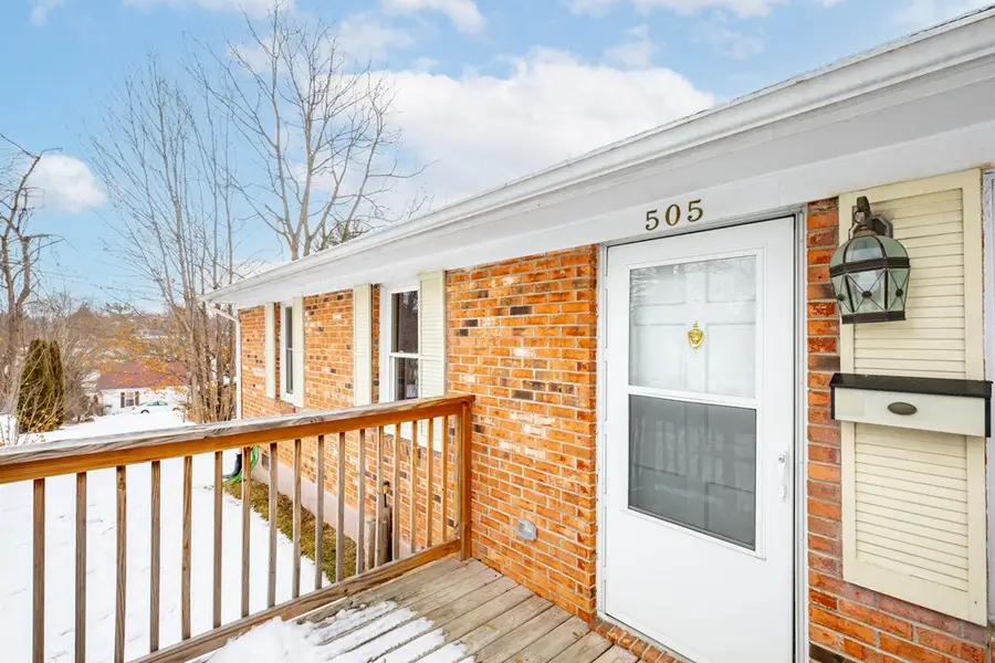 505 Jefferson St, Wytheville, VA 24382 - #3