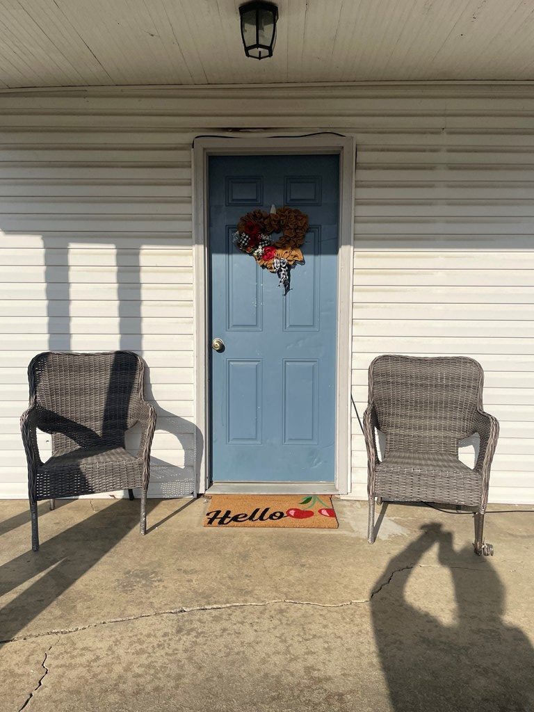 144 Hotel Ave, Tazewell, VA 24651 - #3