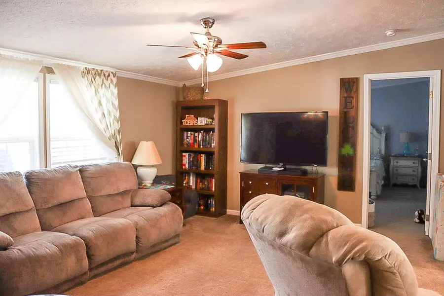 1195 Peeled Poplar Road, Grundy, VA 24614 - #3