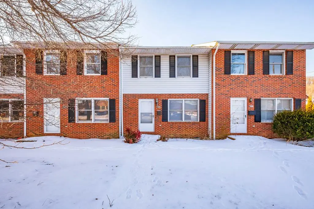 1506 Reservoir St, Wytheville, VA 24382 - #1