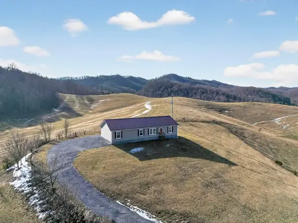 32383 Raccoon Trail, Meadowview, VA 24361