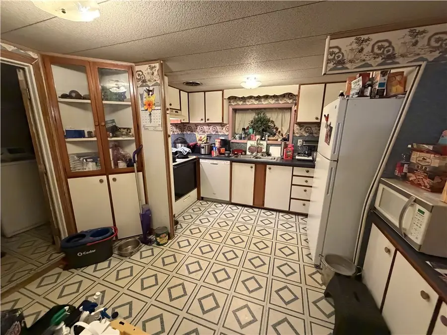 564 Stoney Battery Rd, Marion, VA 24354 - #3