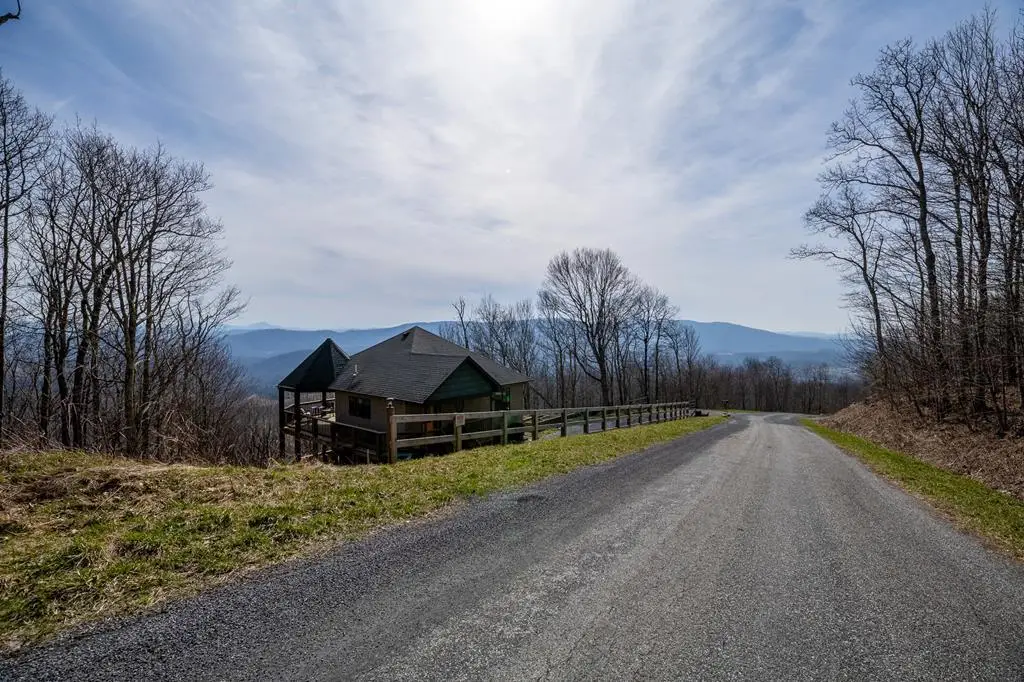 178 Holiday Lane, Whitetop, VA 24292 - #1