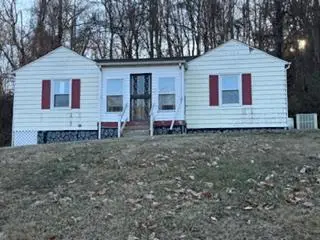 1169 VALLEY DRIVE, Bristol, VA 24201 - #1