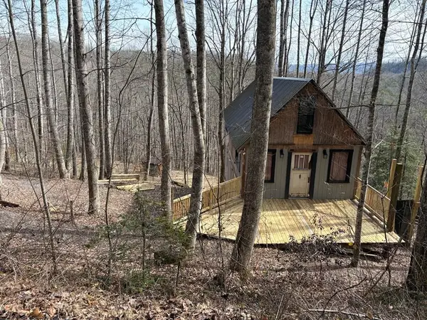 610 Lick Skillet Rd, Saltville, VA 24370