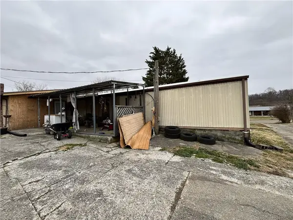 12317 Reedy Creek Rd, Bristol, VA 24202