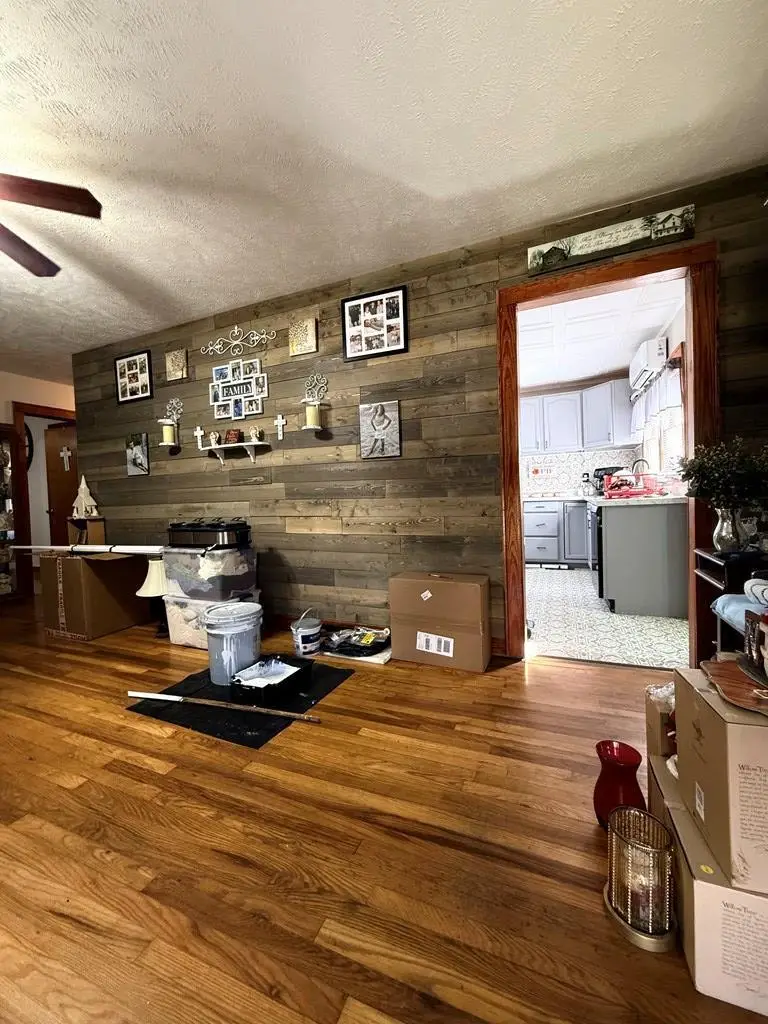 3406 Baptist Valley Road, Cedar Bluff, VA 24609 - #2