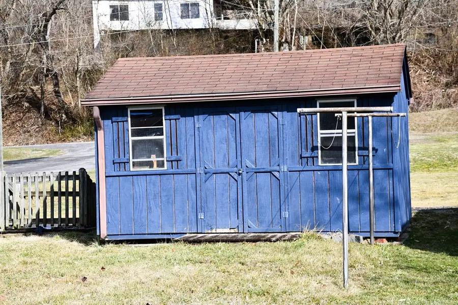 1927 5TH STREET, Richlands, VA 24641 - #3