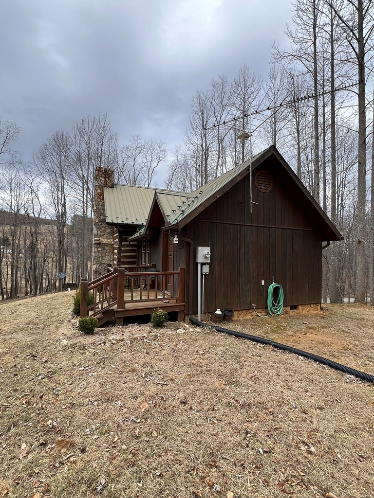 2105 Davis Knob Rd, Galax, VA 24333 - #2