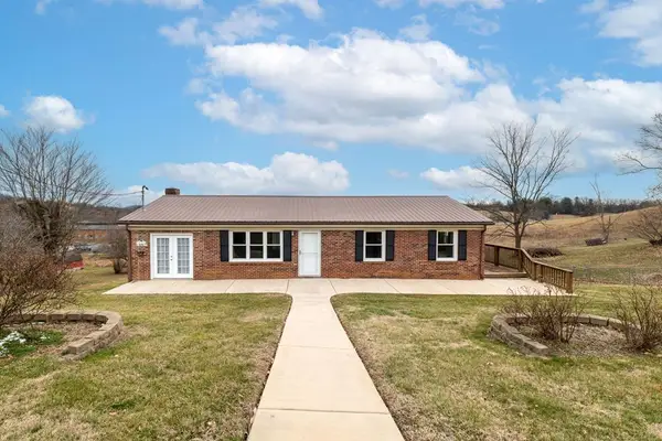 826 Mosby St, Abingdon, VA 24210