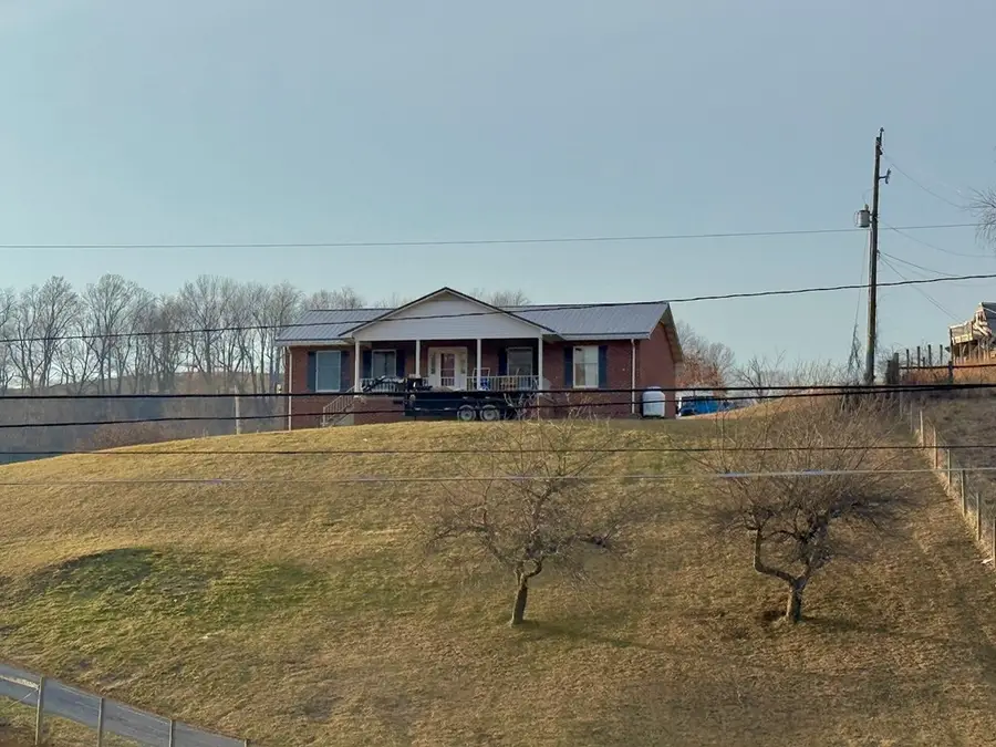 108 Meredith Ln, Tazewell, VA 24651 - #3