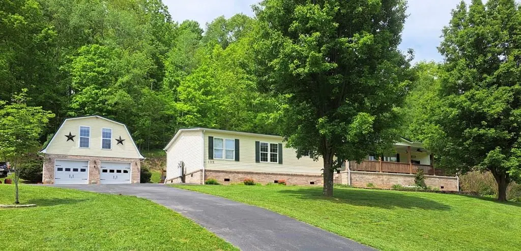 138 RED OAK STREET, Pounding Mill, VA 24637 - #1