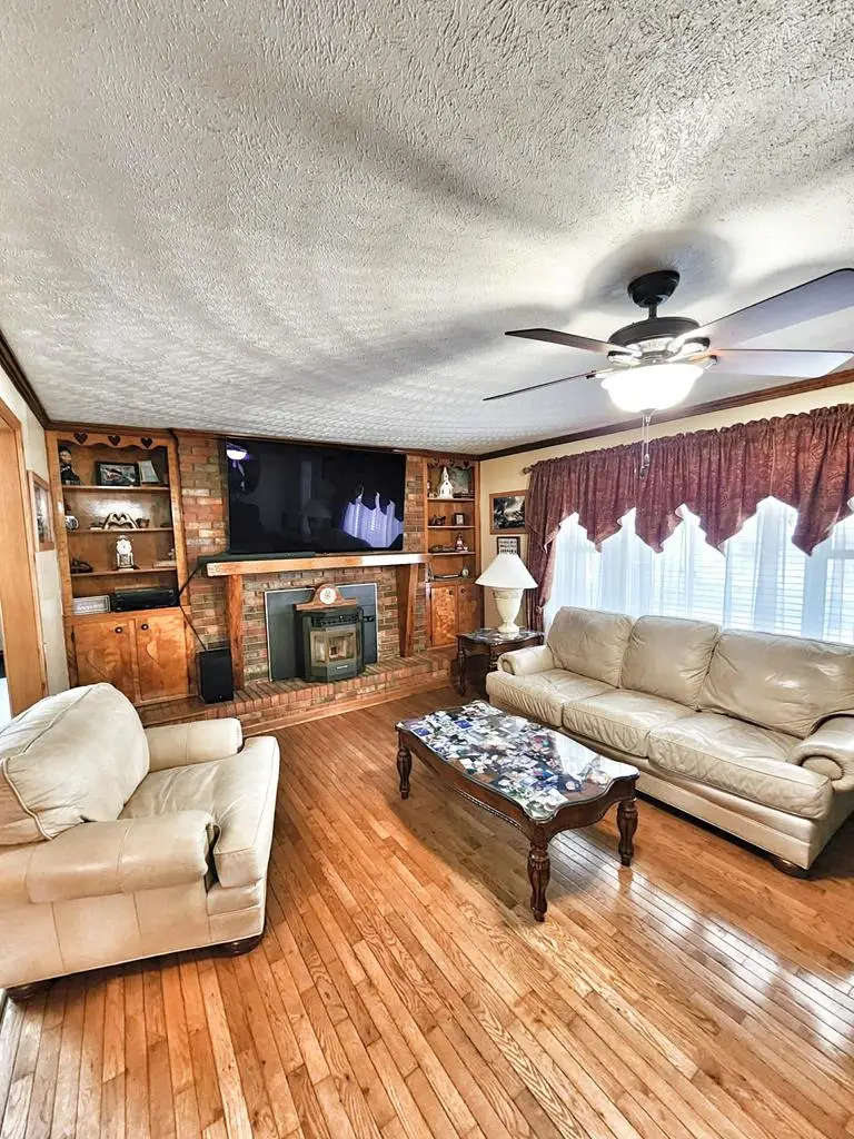 1187 Gilbert Road, Vansant, VA 24656 - #2