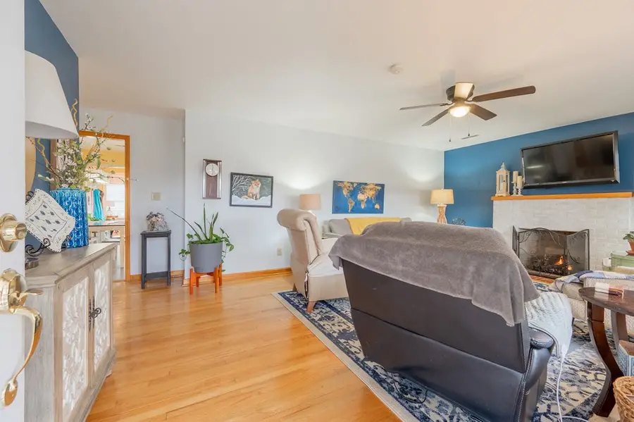 375 Pine St, Wytheville, VA 24382 - #3