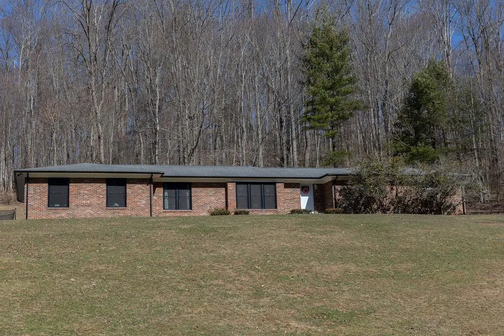 601 601 Fill Street, Pounding Mill, VA 24637 - #1