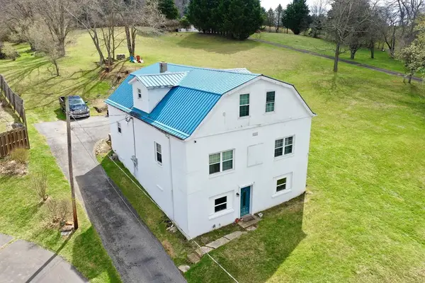 409 S Independence Ave, Independence, VA 24348