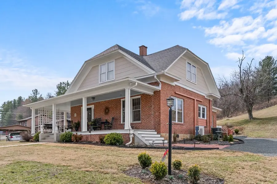 128 Kenbrook Drive, Galax, VA 24333 - #2