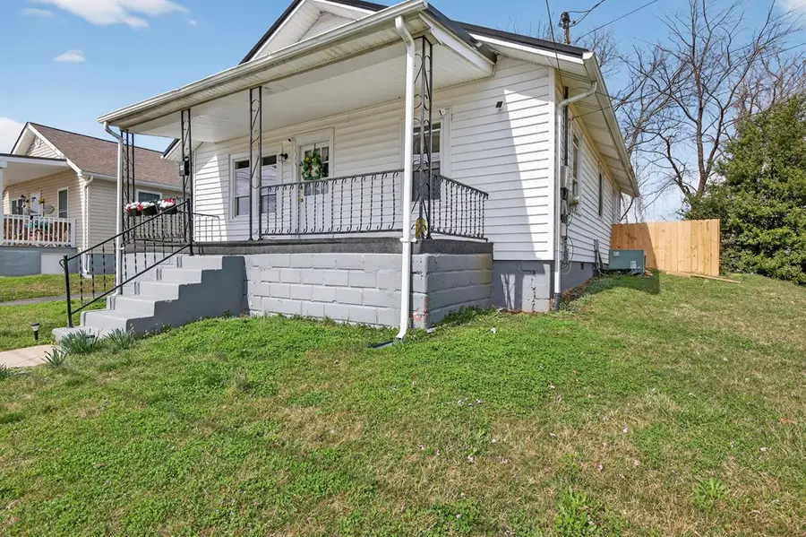 1121 McNeil St., Bristol, VA 24201 - #2