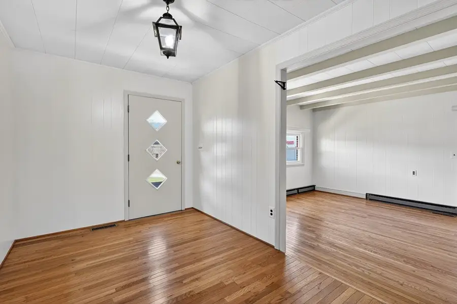 42 Hurt Avenue, Lebanon, VA 24266 - #2