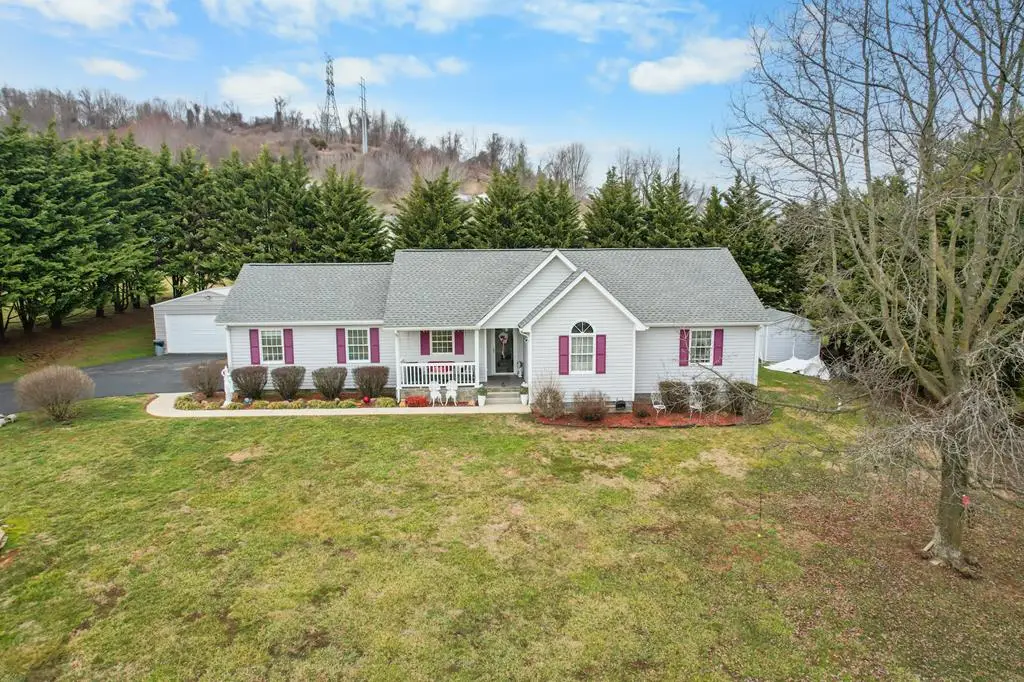 14245 14245 Wallace Pike, Bristol, VA 24202 - #1