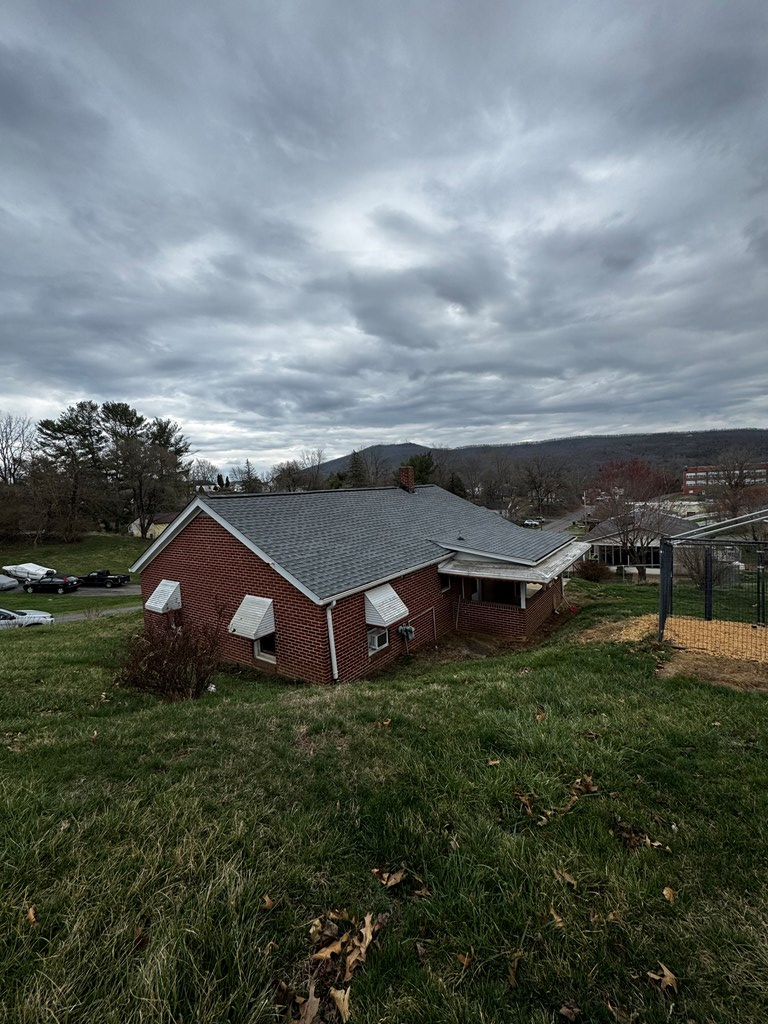 715 Franklin Ave, Pulaski, VA 24301 - #3