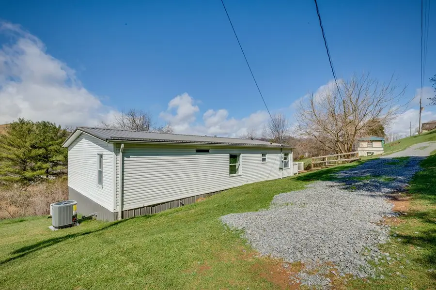 116 Redwood Drive, Honaker, VA 24260 - #3