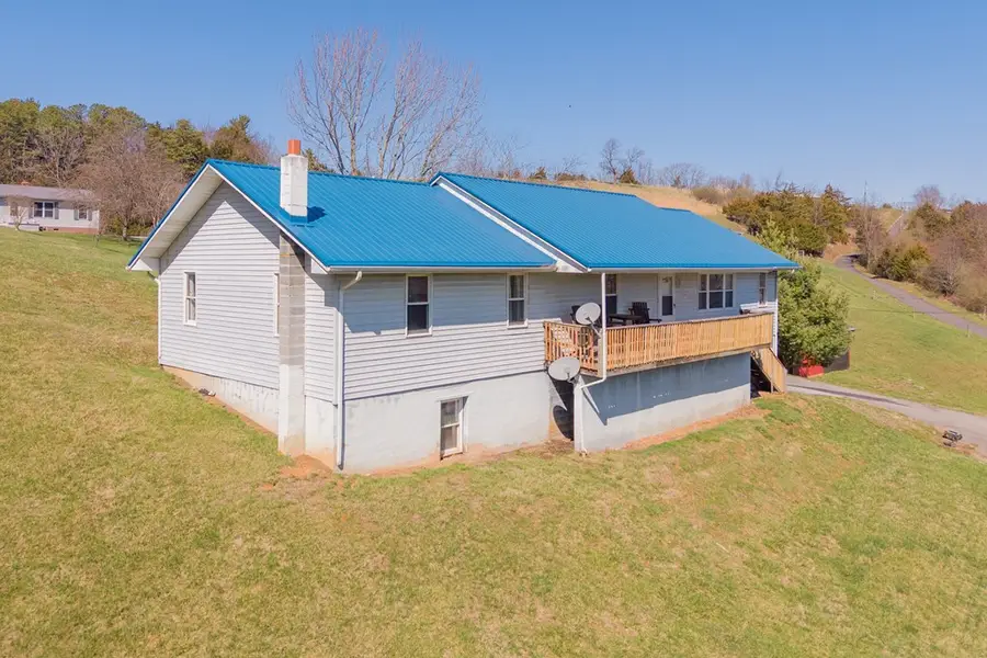 906 Cinnamon Run, Wytheville, VA 24382 - #3