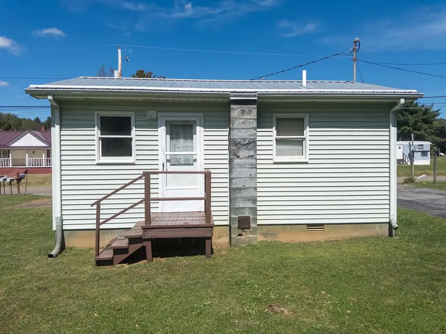 166 Slemp Creek Rd., Sugar Grove, VA 24375 - #3