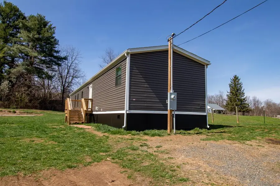 613 Rakestown Road, Ivanhoe, VA 24350 - #2