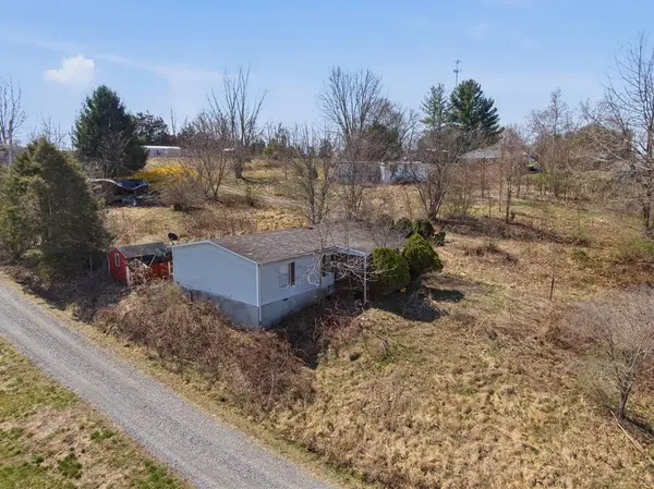 185 185 Coxs Trailer Park Rd., Wytheville, VA 24382