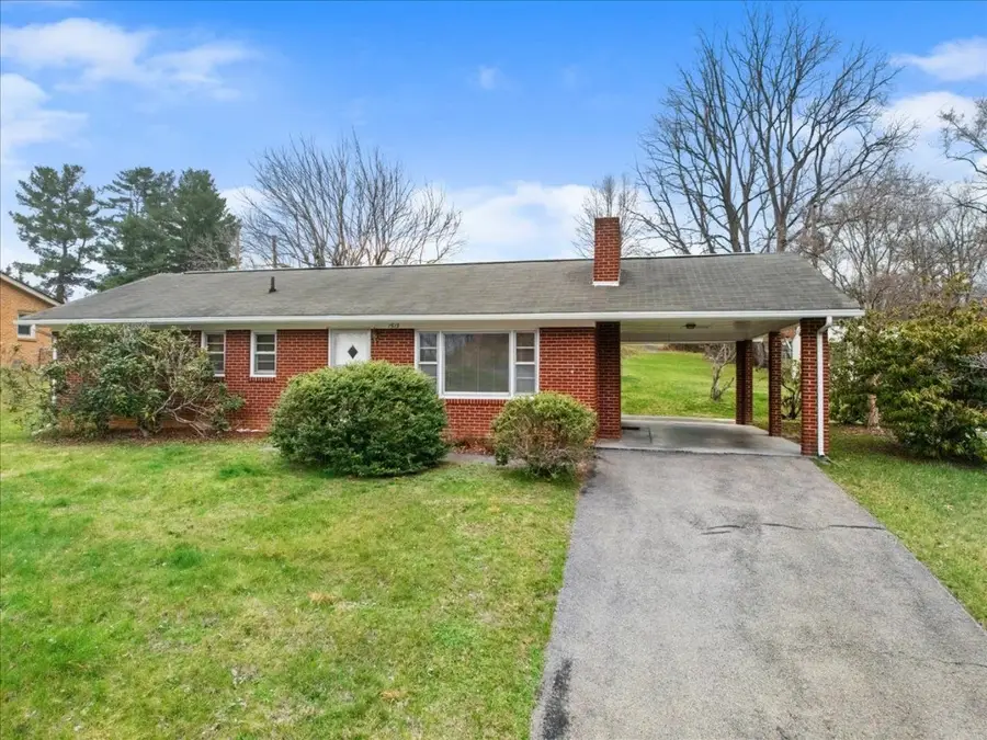 1513 Overton Drive, Pulaski, VA 24301 - #3