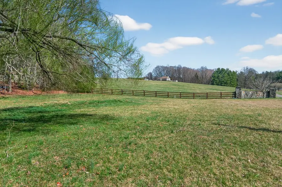 1955B Joy Ranch Rd, Woodlawn, VA 24381 - #2