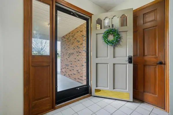 17304 Mary Lee Drive, Abingdon, VA 24210 - #2