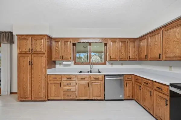 17304 Mary Lee Drive, Abingdon, VA 24210 - #3