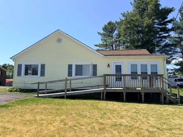 4786 Pipers Gap Rd, Galax, VA 24333