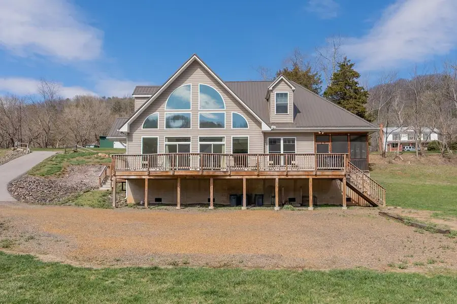 4204 Clarks Ferry Rd, Draper, VA 24324 - #2